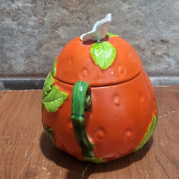 Vintage Strawberry Sugar Bowl with Lid - Picture 7 of 9